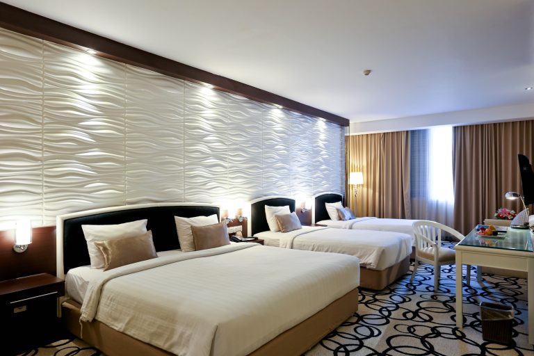 Hotel New Saphir Yogyakarta Family Room